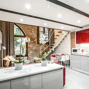 Apartment Industrial Loft R&r