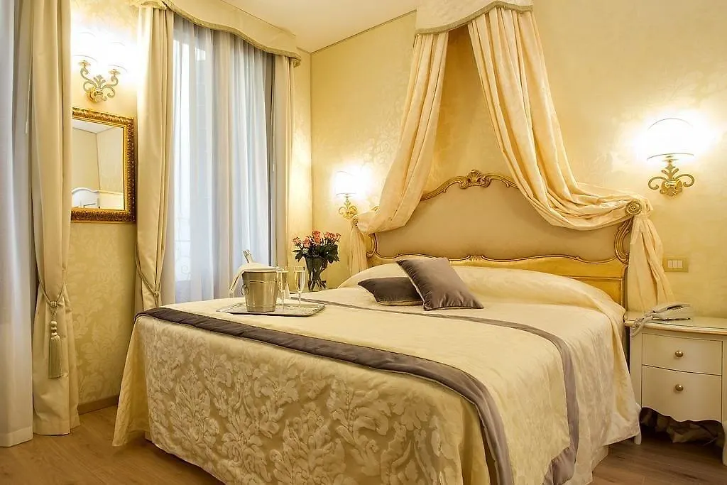 ***  Residenza Goldoni Bed & Breakfast Venice Italy