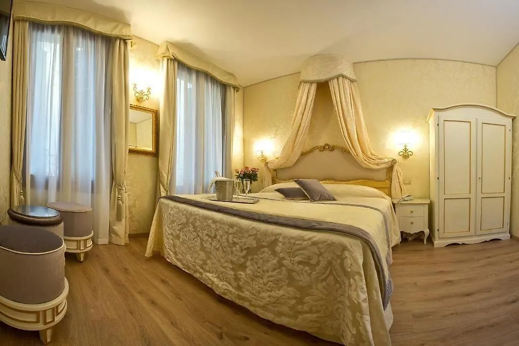 ***  Residenza Goldoni Bed & Breakfast Venice Italy