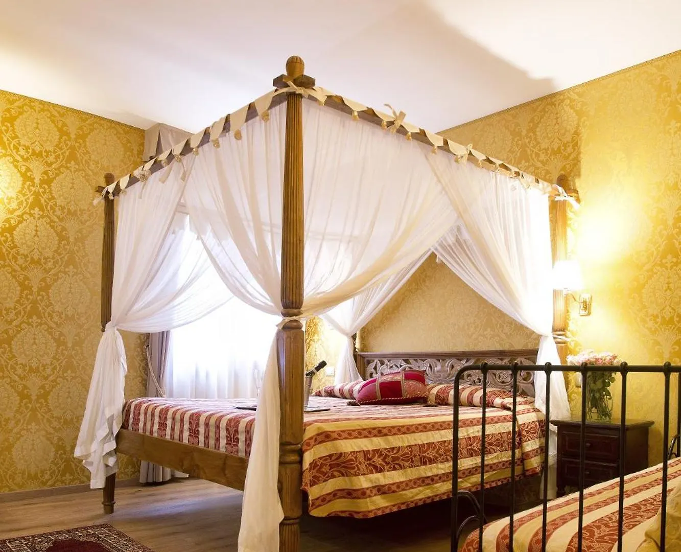 Residenza Goldoni Bed & Breakfast Venice 3*,
