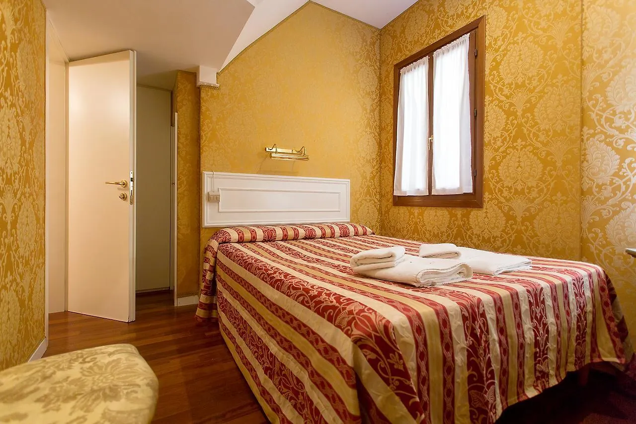Residenza Goldoni Bed & Breakfast Venice