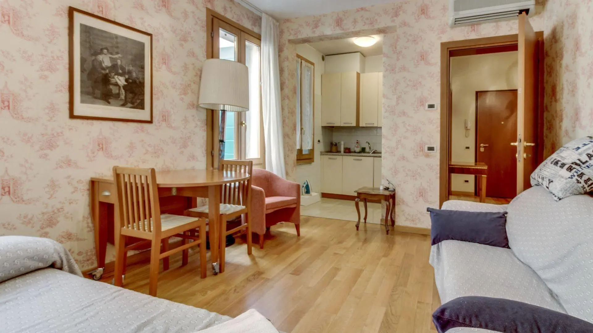Residenza Goldoni Bed & Breakfast Venice Italy