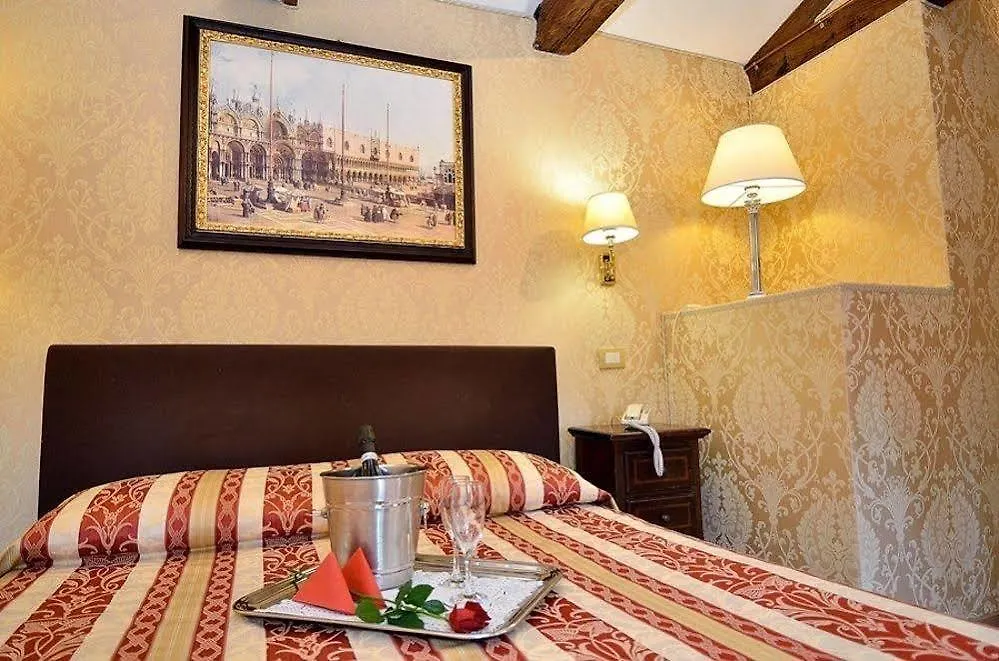 Residenza Goldoni Bed & Breakfast Venice