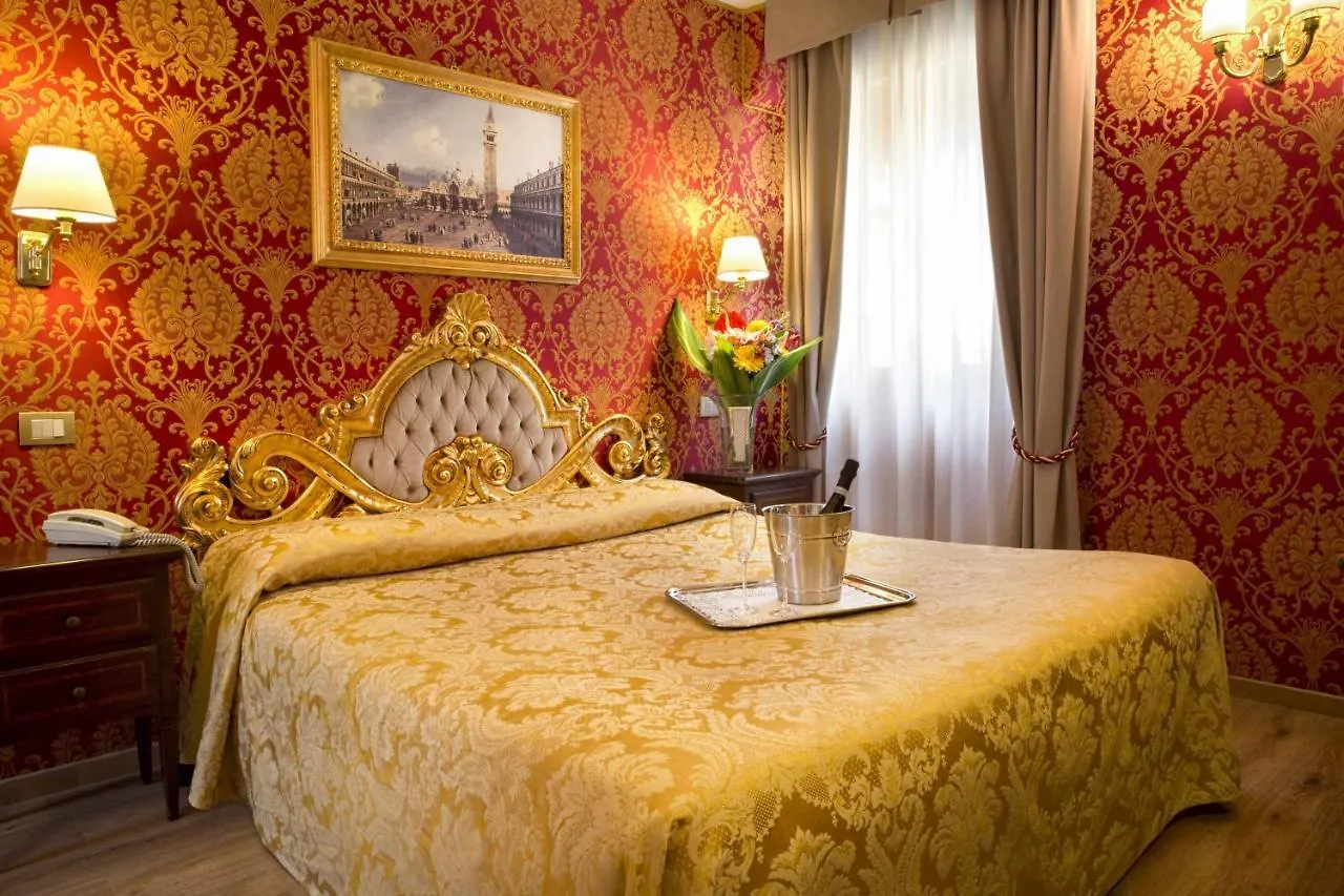Residenza Goldoni Bed & Breakfast Venice Italy