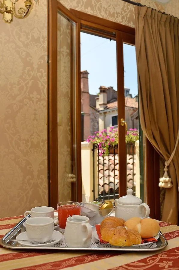 Residenza Goldoni Bed & Breakfast Venice